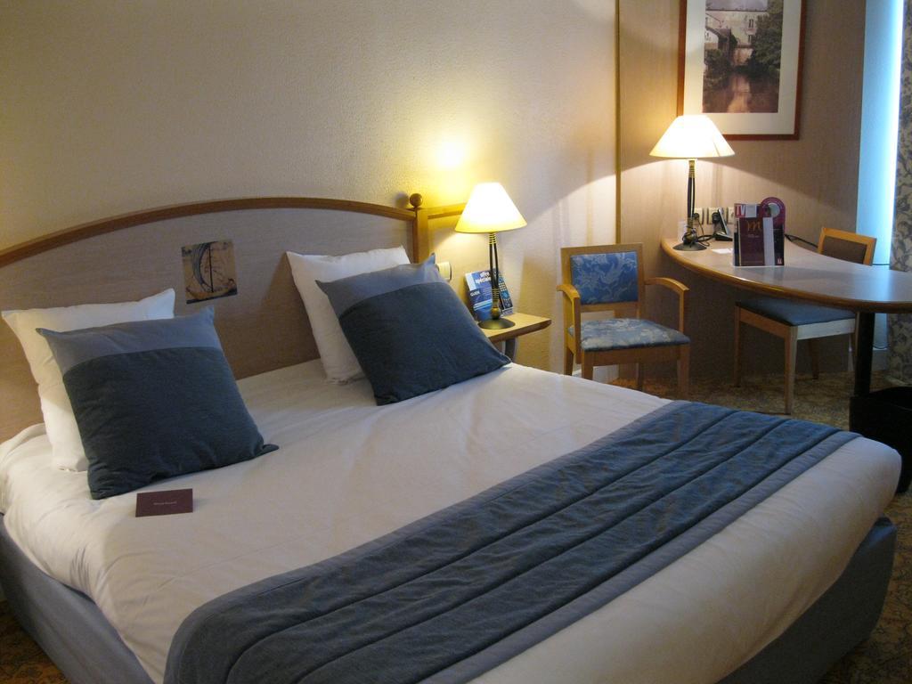 Mercure Nevers Pont De Loire Exterior foto