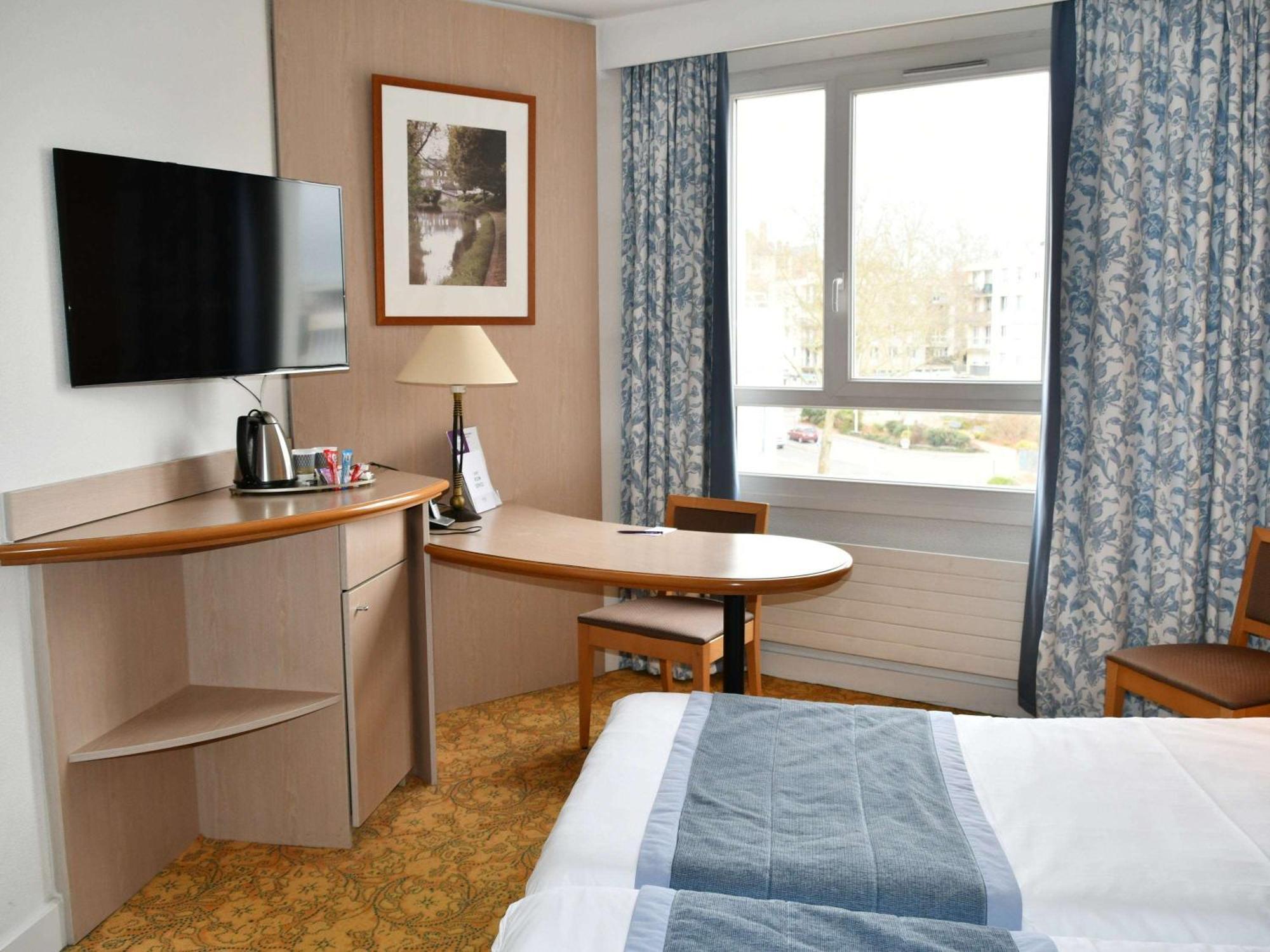 Mercure Nevers Pont De Loire Exterior foto
